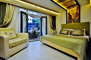 The Beyoglu House