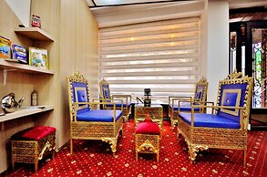 The Beyoglu House