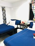 Australia Lounge