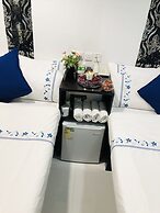 Australia Lounge