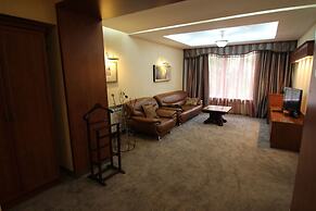 Uyut Hotel