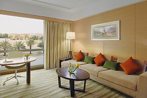 DoubleTree by Hilton Riyadh - Al Muroj Business Gate