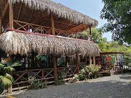 Jaco Lodge Quiet Hotel