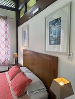 Kenaki Lodge