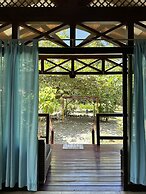 Kenaki Lodge
