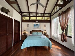 Kenaki Lodge