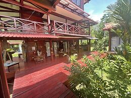 Kenaki Lodge