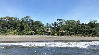 Kenaki Lodge