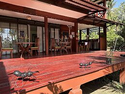 Kenaki Lodge