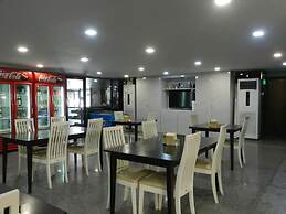 Nanatai Suites