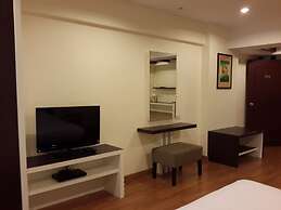 Nanatai Suites