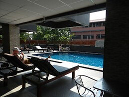 Nanatai Suites