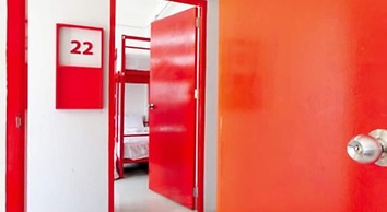 Jellybean Ezy Hostel Sathorn