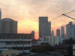 Jellybean Ezy Hostel Sathorn
