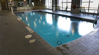 Holiday Inn Express & Suites Thunder Bay by IHG