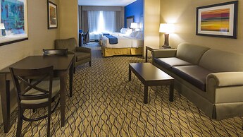 Holiday Inn Express & Suites Thunder Bay by IHG