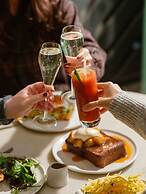 Sea Containers London