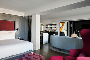 Sea Containers London