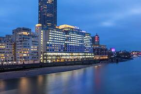 Sea Containers London