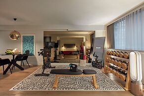 Sea Containers London