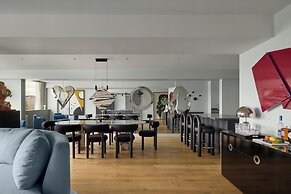Sea Containers London