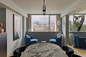 Sea Containers London