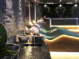 Ionian Eye Design Studios & Spa
