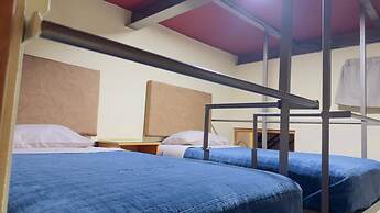 Hotel 1973