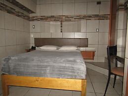 Hotel 1973
