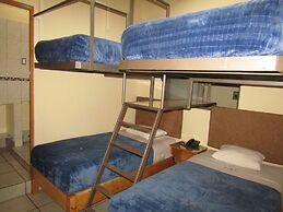 Hotel 1973