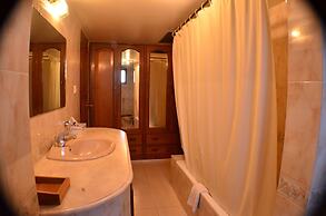 Amazon Lilly Lake View Residence