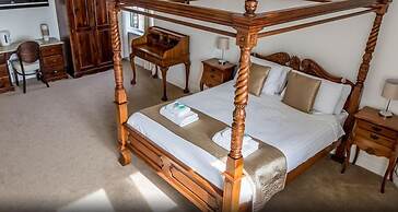 Resolution Hotel