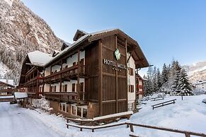 Hotel Medil