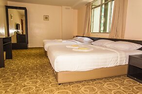 Lucky 11 Hotel