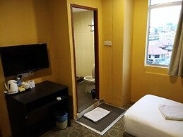 Lucky 11 Hotel