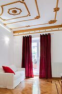 Lh Royal Suites
