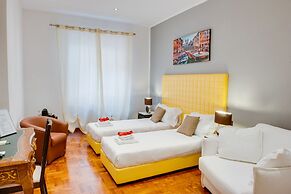 Lh Royal Suites