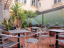 Lh Royal Suites