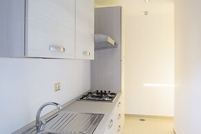 Lh Royal Suites