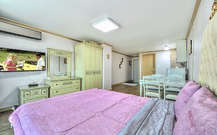 Sokcho Esher House Pension