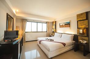 Crystal Inn Phuket