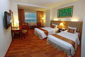 Rocky Plaza Hotel Padang