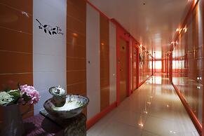 Max Motel