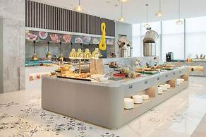 The Qube Hotel