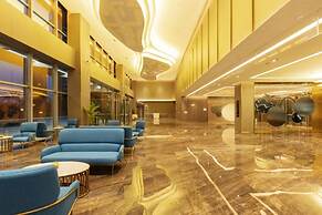 The Qube Hotel