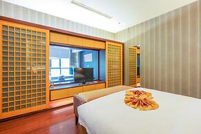 Phoenix Hotspring Resort