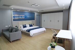 Golden Phoenix Hotel