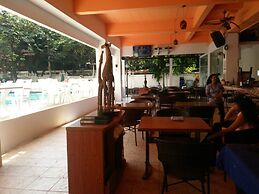 Mango Lagoon Place
