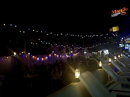 Mango Lagoon Place