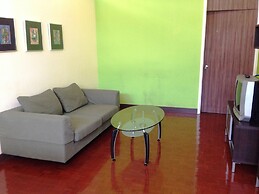 PT Court